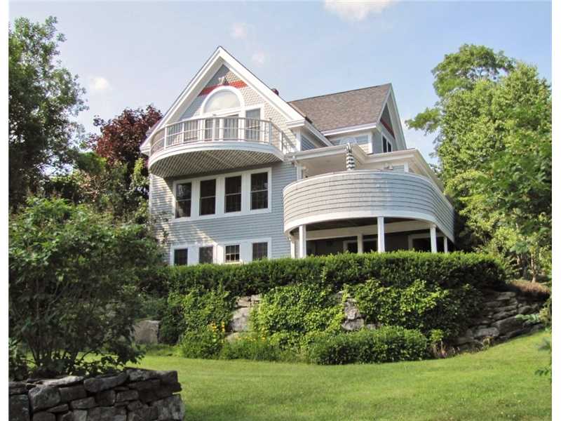 Waterfront home for sale on the coast of Maine