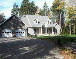 Lakefront Cottage on Indian Lake in Whiting, Maine near the coast of Maine