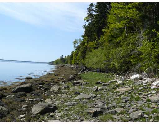 Maine Riverfront Lot on Maine's Penobscot River