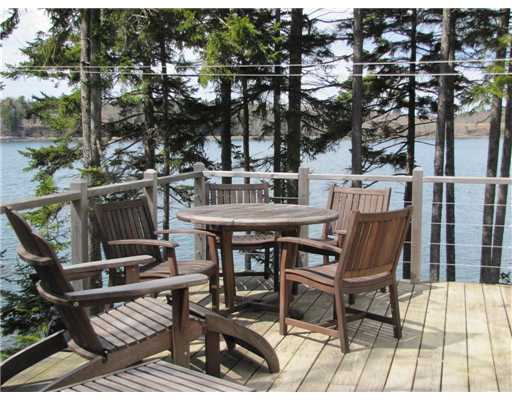 Maine Private Oceanfront Home with idyllic water views near Tenants Harbor and Port Clyde, Maine