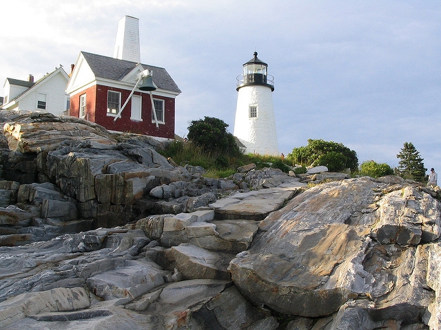 Pemaquid Lighthouse - Bristol, Mainee - Webcam on the coast of Maine
